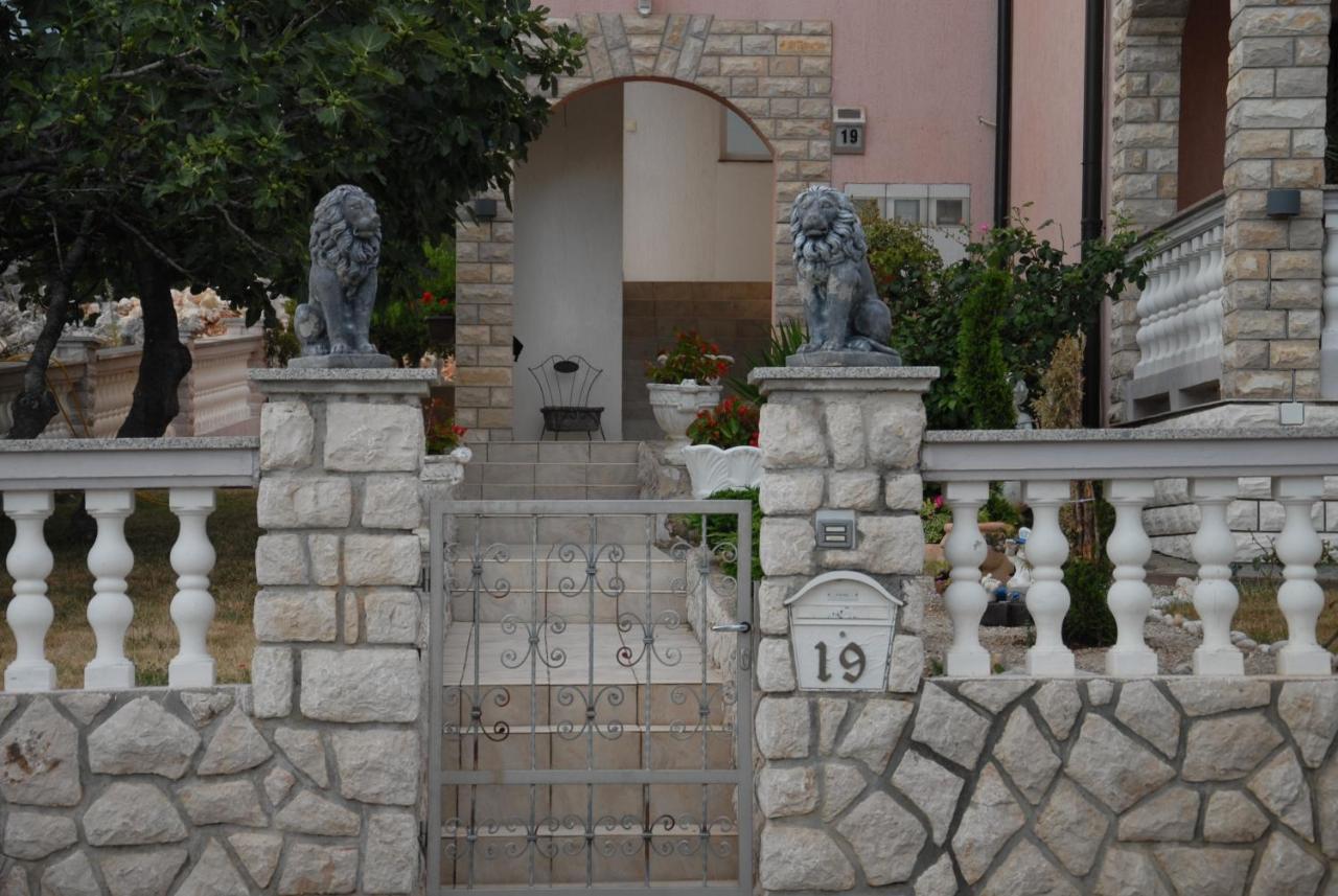 Apartman Joki Novi Vinodolski Exterior foto